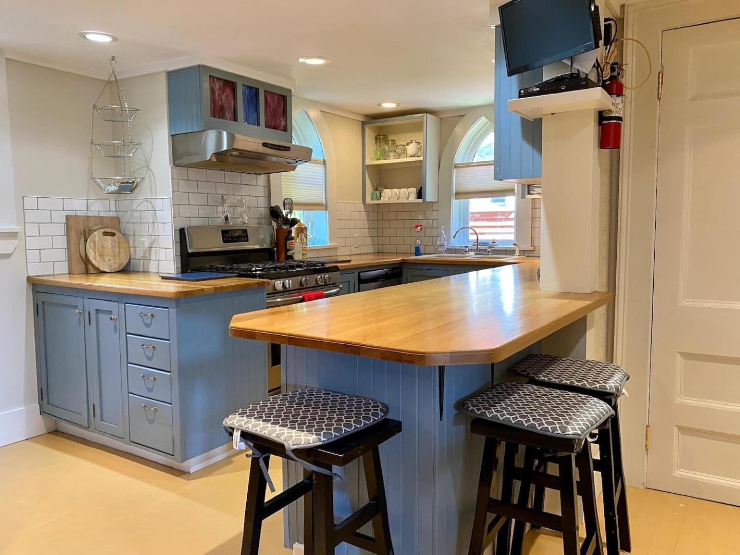 Unique Stay! Converted Church In Idyllic Location St. John's Bagian luar foto